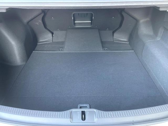 クラウンクロスオーバー Gアドバンスド・レザーパッケージ 4WD モデリスタフルエアロ デジタルインナーミラー パノラミックビューモニター 黒革シート セーフティセンス 4眼LEDヘッドライト 純正21インチアルミ 純正革巻きステアリング(11枚目)