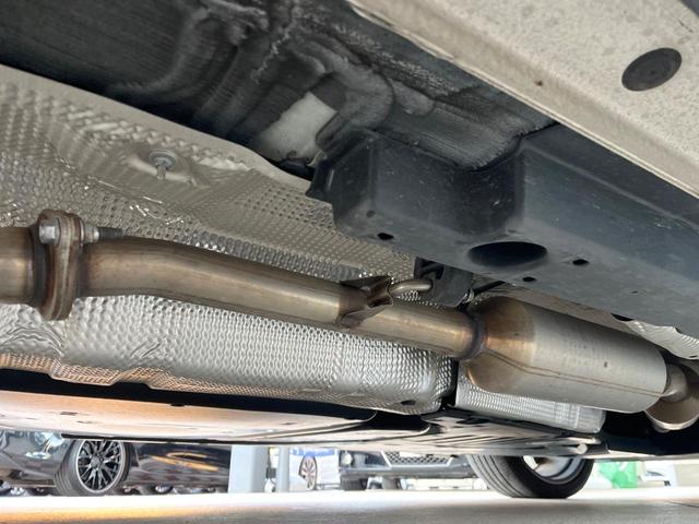 クラウンクロスオーバー Gアドバンスド・レザーパッケージ 4WD モデリスタフルエアロ デジタルインナーミラー パノラミックビューモニター 黒革シート セーフティセンス 4眼LEDヘッドライト 純正21インチアルミ 純正革巻きステアリング(27枚目)