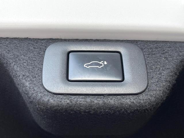 クラウンクロスオーバー Gアドバンスド・レザーパッケージ 4WD モデリスタフルエアロ デジタルインナーミラー パノラミックビューモニター 黒革シート セーフティセンス 4眼LEDヘッドライト 純正21インチアルミ 純正革巻きステアリング(29枚目)