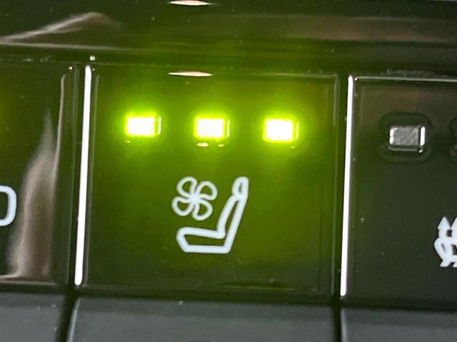 クラウンクロスオーバー Gアドバンスド・レザーパッケージ 4WD モデリスタフルエアロ デジタルインナーミラー パノラミックビューモニター 黒革シート セーフティセンス 4眼LEDヘッドライト 純正21インチアルミ 純正革巻きステアリング(61枚目)