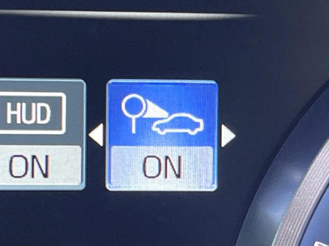 クラウンハイブリッド G-エグゼクティブ モデリスタエアロ パノラミックビューモニター ムーンルーフ デジタルインナーミラー 黒革シート ブラインドスポットモニター メモリー機能付きパワーシート 全席シートヒーター 純正18インチアルミ 禁煙(79枚目)