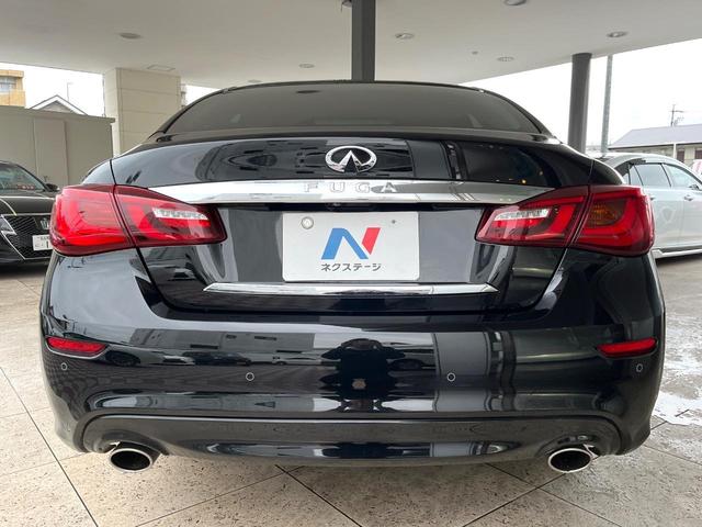 フーガ ２５０ＧＴ　クールエクスクルーシブ　特別仕様車　全方位運転支援システム　インテリジェントクルーズコントロール　白革シート　ＢＯＳＥサウンドシステム　純正１８インチアルミ　革巻きステアリング　ＬＥＤヘッドライト／フロントフォグ　禁煙車（15枚目）