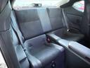 後部座席も気になるようなキズ・汚れやへたり等、大きなダメージはなく、良好な状態です。