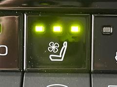 【シートベンチレーション】夏場は涼しい風でお尻や背中の熱やムレを防ぎ、冬はエアコンよりも早く温まってポカポカに！季節を問わず快適に過ごせます。 7