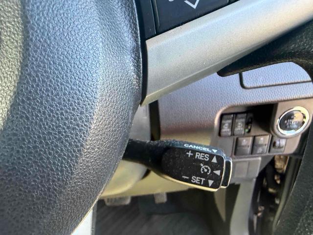 ルーミー Ｇ　Ｓ　バックカメラ　ＴＶ　両側電動スライドドア　オートクルーズコントロール　衝突被害軽減システム　スマートキー　アイドリングストップ　ウォークスルー　ＣＶＴ　盗難防止システム　衝突安全ボディ　ＡＢＳ　ＥＳＣ（8枚目）