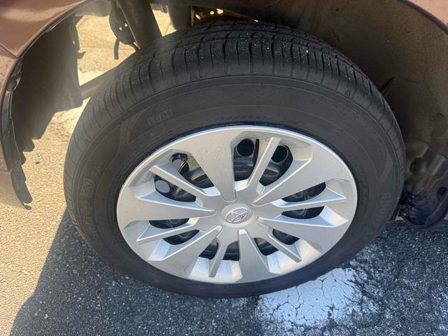 ルーミー Ｇ　Ｓ　バックカメラ　ＴＶ　両側電動スライドドア　オートクルーズコントロール　衝突被害軽減システム　スマートキー　アイドリングストップ　ウォークスルー　ＣＶＴ　盗難防止システム　衝突安全ボディ　ＡＢＳ　ＥＳＣ（27枚目）