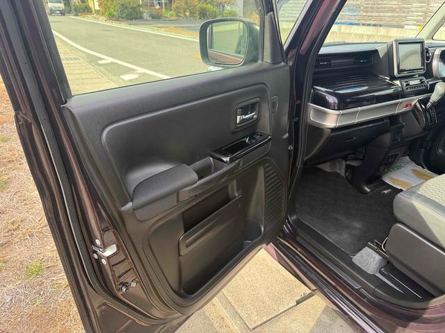 スペーシアカスタム ハイブリッドＸＳ　全周囲カメラ　両側電動スライドドア　ＴＶ　クリアランスソナー　オートクルーズコントロール　レーンアシスト　衝突被害軽減システム　オートライト　ＬＥＤヘッドランプ　スマートキー　アイドリングストップ（24枚目）