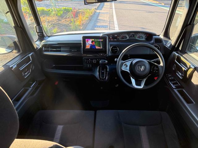 N-BOXカスタム G・Lホンダセンシング ETC バックカメラ 両側スライド・片側電動 ナビ TV オートクルーズコントロール レーンアシスト 衝突被害軽減システム オートライト LEDヘッドランプ スマートキー アイドリングストップ(2枚目)