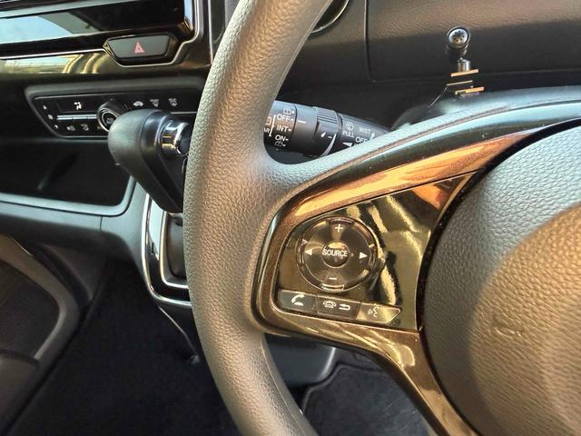 N-BOXカスタム G・Lホンダセンシング ETC バックカメラ 両側スライド・片側電動 ナビ TV オートクルーズコントロール レーンアシスト 衝突被害軽減システム オートライト LEDヘッドランプ スマートキー アイドリングストップ(6枚目)