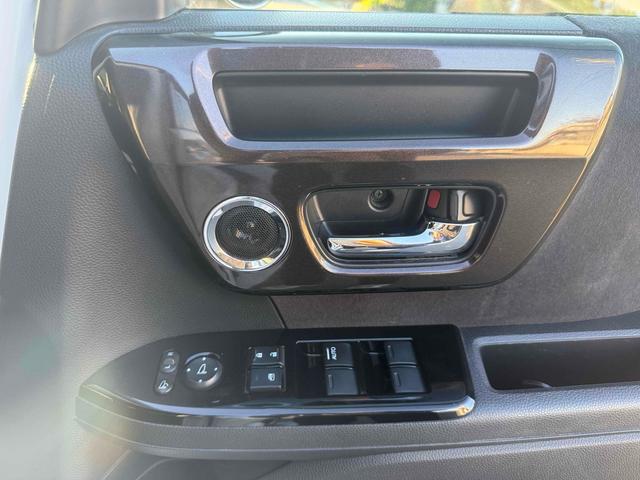 N-BOXカスタム G・Lホンダセンシング ETC バックカメラ 両側スライド・片側電動 ナビ TV オートクルーズコントロール レーンアシスト 衝突被害軽減システム オートライト LEDヘッドランプ スマートキー アイドリングストップ(9枚目)