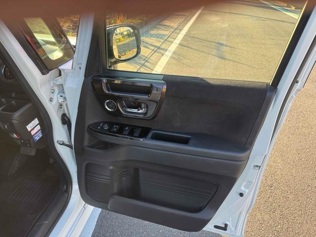 N-BOXカスタム G・Lホンダセンシング ETC バックカメラ 両側スライド・片側電動 ナビ TV オートクルーズコントロール レーンアシスト 衝突被害軽減システム オートライト LEDヘッドランプ スマートキー アイドリングストップ(33枚目)