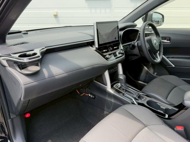 カローラクロス ハイブリッド　Ｚ　パノラマルーフ　パノラミックビューモニター　ブラインドスポットモニター　寒冷地　トヨタチームメイト　１０．５インチディスプレイオーディオ　ＥＴＣ２．０　デジタルインナーミラー型ドラレコ　シートヒーター（40枚目）