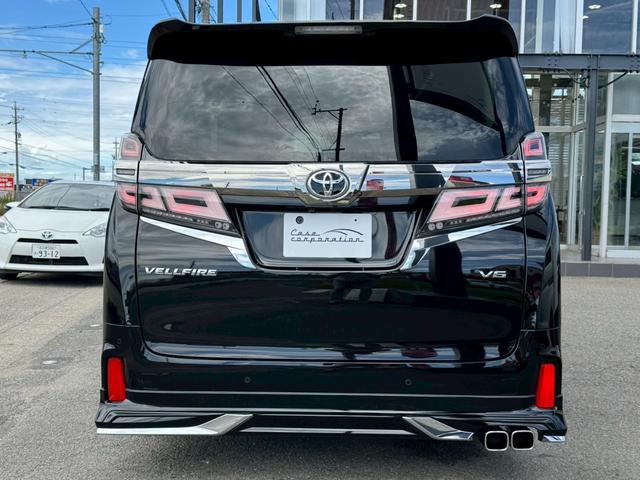 ヴェルファイア ２．５Ｚ　Ｇエディション　モデリスタエアロ（Ｆ／Ｓ／Ｒ）　　サンルーフ　フリップダウンモニター　両側電動スライドドア　フリップダウンモニター　シートヒーター　シートベンチレーション　ステアリングヒーター　ＥＴＣ　ワイヤレス充電（10枚目）