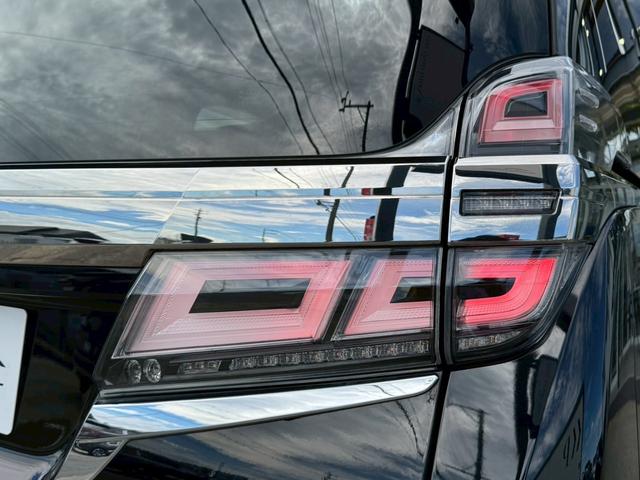 ヴェルファイア ２．５Ｚ　Ｇエディション　モデリスタエアロ（Ｆ／Ｓ／Ｒ）　　サンルーフ　フリップダウンモニター　両側電動スライドドア　フリップダウンモニター　シートヒーター　シートベンチレーション　ステアリングヒーター　ＥＴＣ　ワイヤレス充電（33枚目）