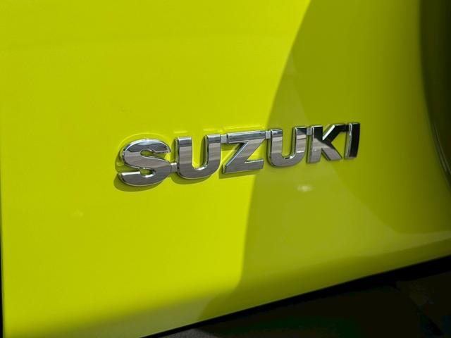 ジムニー ＸＣ　スズキセーフティーサポート　運転席助手席シートヒーター　ＬＥＤヘッドライト　クルーズコントロール　ステアリングスイッチ　スマートキー　プッシュボタンスタート　背面スペアタイヤ　電動ミラー　オートライト（31枚目）