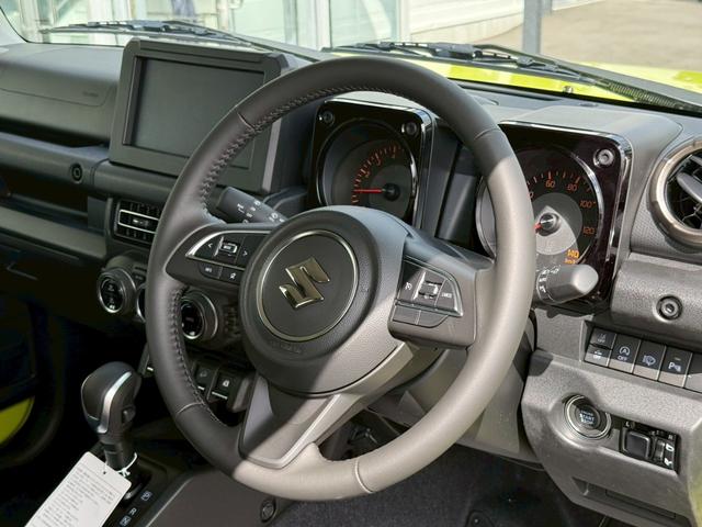 ジムニー ＸＣ　スズキセーフティーサポート　運転席助手席シートヒーター　ＬＥＤヘッドライト　クルーズコントロール　ステアリングスイッチ　スマートキー　プッシュボタンスタート　背面スペアタイヤ　電動ミラー　オートライト（46枚目）