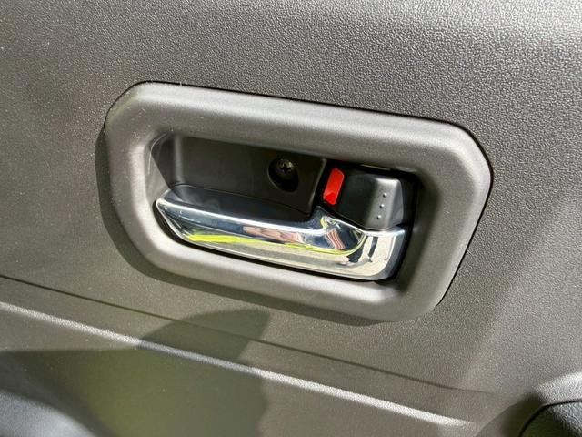 ジムニー ＸＣ　スズキセーフティーサポート　運転席助手席シートヒーター　ＬＥＤヘッドライト　クルーズコントロール　ステアリングスイッチ　スマートキー　プッシュボタンスタート　背面スペアタイヤ　電動ミラー　オートライト（68枚目）