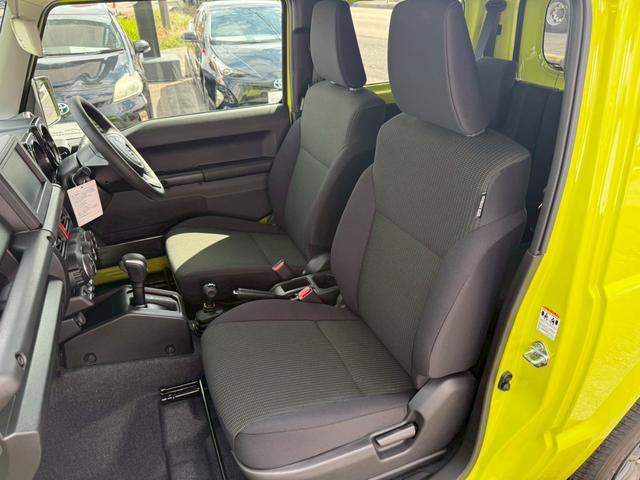 ジムニー ＸＣ　スズキセーフティーサポート　運転席助手席シートヒーター　ＬＥＤヘッドライト　クルーズコントロール　ステアリングスイッチ　スマートキー　プッシュボタンスタート　背面スペアタイヤ　電動ミラー　オートライト（69枚目）