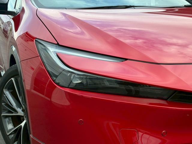プリウス Ｚ　モデリスタエアロ　トヨタチームメイト　パノラミックビューモニター　１２．３ディスプレイオーディオ　デジタルインナーミラー　純正１９インチＡＷ　　黒革シート　レーダークルーズコントロール　シートヒーター（15枚目）