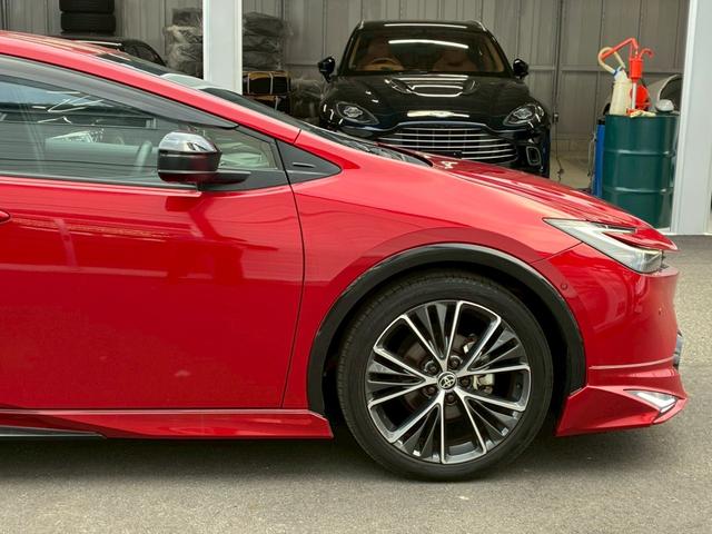プリウス Ｚ　モデリスタエアロ　トヨタチームメイト　パノラミックビューモニター　１２．３ディスプレイオーディオ　デジタルインナーミラー　純正１９インチＡＷ　　黒革シート　レーダークルーズコントロール　シートヒーター（21枚目）