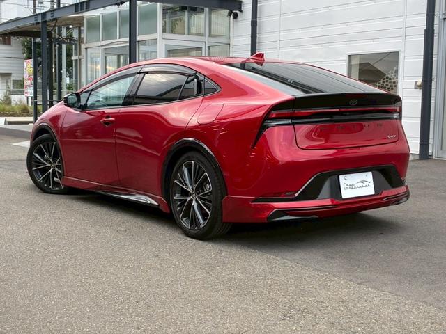 プリウス Ｚ　モデリスタエアロ　トヨタチームメイト　パノラミックビューモニター　１２．３ディスプレイオーディオ　デジタルインナーミラー　純正１９インチＡＷ　　黒革シート　レーダークルーズコントロール　シートヒーター（24枚目）