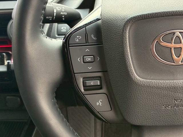 プリウス Ｚ　モデリスタエアロ　トヨタチームメイト　パノラミックビューモニター　１２．３ディスプレイオーディオ　デジタルインナーミラー　純正１９インチＡＷ　　黒革シート　レーダークルーズコントロール　シートヒーター（42枚目）