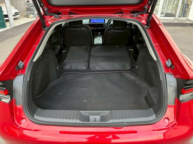 プリウス Ｚ　モデリスタエアロ　トヨタチームメイト　パノラミックビューモニター　１２．３ディスプレイオーディオ　デジタルインナーミラー　純正１９インチＡＷ　　黒革シート　レーダークルーズコントロール　シートヒーター（73枚目）