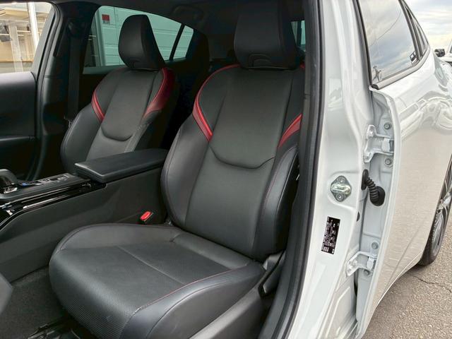 プリウス Ｚ　パノラマルーフ　パノラミックビューモニター　デジタルインナーミラー　純正１９インチＡＷ　１２，３インチディスプレイオーディオ　シートヒーター　ベンチレーション　ＬＥＤヘッドライト　クルーズコントロール（66枚目）
