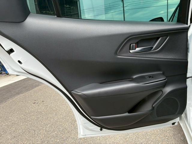 プリウス Ｚ　パノラマルーフ　パノラミックビューモニター　デジタルインナーミラー　純正１９インチＡＷ　１２，３インチディスプレイオーディオ　シートヒーター　ベンチレーション　ＬＥＤヘッドライト　クルーズコントロール（72枚目）