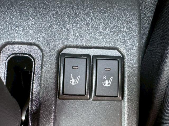 ジムニー XC 4WD オートマチック 純正16インチアルミホイール LEDヘッドライト フロントフォグランプ 運転席/助手席シートヒーター スマートキー プッシュボタンスタート 背面スペアタイヤ 電動格納ドアミラー(5枚目)