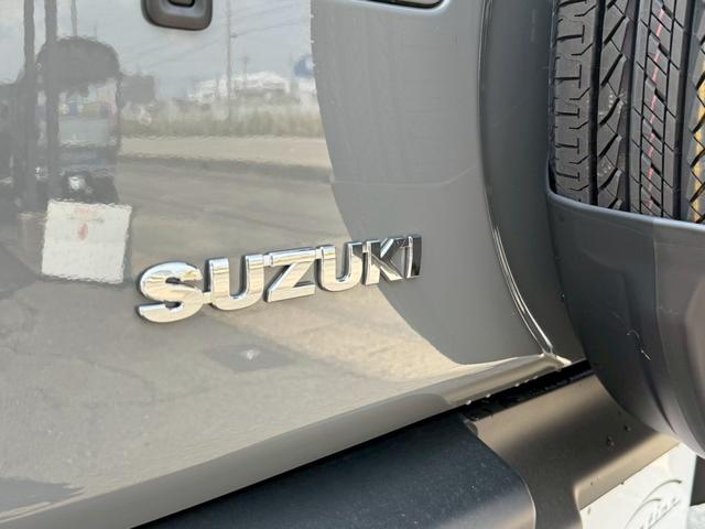 ジムニー XC 4WD オートマチック 純正16インチアルミホイール LEDヘッドライト フロントフォグランプ 運転席/助手席シートヒーター スマートキー プッシュボタンスタート 背面スペアタイヤ 電動格納ドアミラー(27枚目)