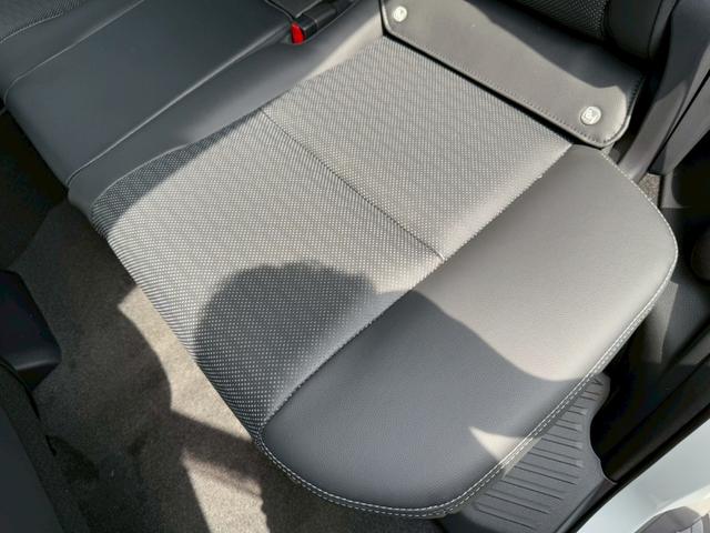 ランドクルーザー250 VX サンルーフ JBLサウンドシステム トヨタチームメイト デジタルインナーミラー パノラミックビューモニター 7人乗り 黒革シート レーダークルーズコントロール BSM 18インチAW  シートヒーター(75枚目)