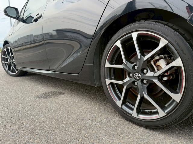 プリウスPHV S GRスポーツ 純正9インチナビ シートヒーター トヨタセーフティセンス レーダークルーズコントロール ETC フルセグTV ハーフレザーシート オートライト LEDライト クリアランスソナー Bluetooth接続(30枚目)