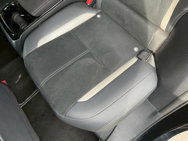 プリウスPHV S GRスポーツ 純正9インチナビ シートヒーター トヨタセーフティセンス レーダークルーズコントロール ETC フルセグTV ハーフレザーシート オートライト LEDライト クリアランスソナー Bluetooth接続(71枚目)