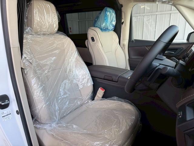 アルファードハイブリッド スペーシャスラウンジ　【トヨタ特別架装車】モデリスタエアロ（Ｆ／Ｓ／Ｒ）　ユニバーサルステップ（ＭＯＰ）内装ニュートラルベージュ　プラチナホワイトパール　ＪＢＬサウンド　ヘッドレストスピーカー　冷蔵庫　左右独立ムーンルーフ（55枚目）