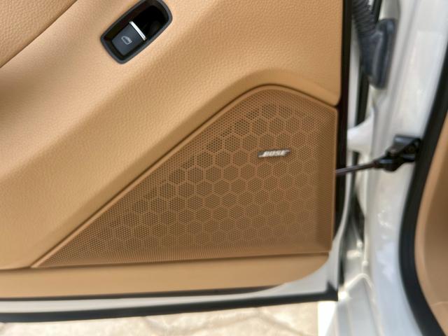 パナメーラ S 左H スポーツクロノパッケージ サンルーフ BOSWスピーカー ベージュレザーシート ベージュレザーシート パワーシート シートヒーター 電動リヤゲート 電動格納リヤウィング スポーツエキゾースト(57枚目)