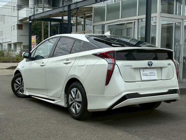 プリウス A 9インチナビ モデリスタエアロ(F.S.R) 寒冷地仕様ヘッドアップディスプレイ ブラインドスポットモニター クリアランスソナー バックカメラ  LDA PCS  リアフォグランプ 純正15インチAW(25枚目)