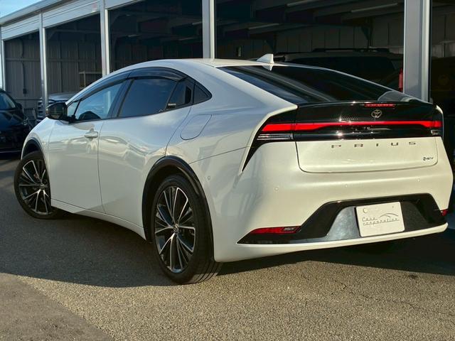 プリウス Z トヨタチームメイト デジタルインナーミラー パノラミックビューモニター シートヒータ/ベンチレーション フルセグTV  パワーバックドア パワーシート LEDヘッドライト 純正19インチアルミホイール(25枚目)