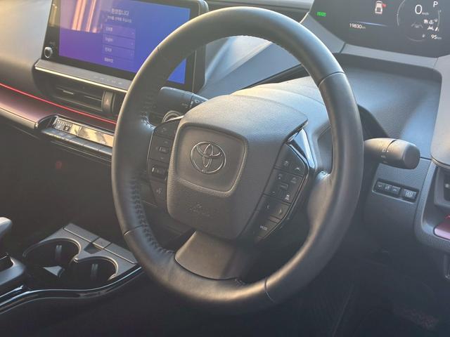 プリウス Z トヨタチームメイト デジタルインナーミラー パノラミックビューモニター シートヒータ/ベンチレーション フルセグTV  パワーバックドア パワーシート LEDヘッドライト 純正19インチアルミホイール(42枚目)