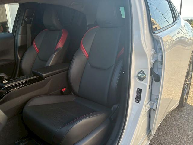 プリウス Z トヨタチームメイト デジタルインナーミラー パノラミックビューモニター シートヒータ/ベンチレーション フルセグTV  パワーバックドア パワーシート LEDヘッドライト 純正19インチアルミホイール(64枚目)