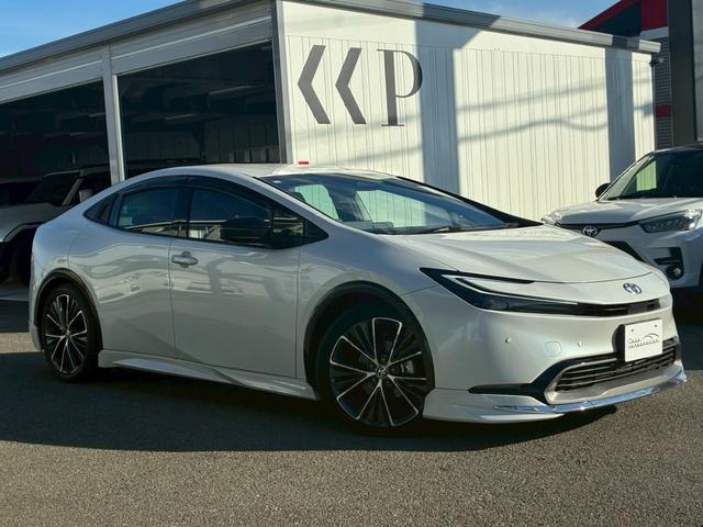 プリウス Z モデリスタエアロ(F/S/R) デジタルインナーミラー 12.3インチナビ ETC2.0  パノラミックビューモニター  純正19インチアルミホイール  トヨタセーフティセンス BSM シートヒーター(9枚目)