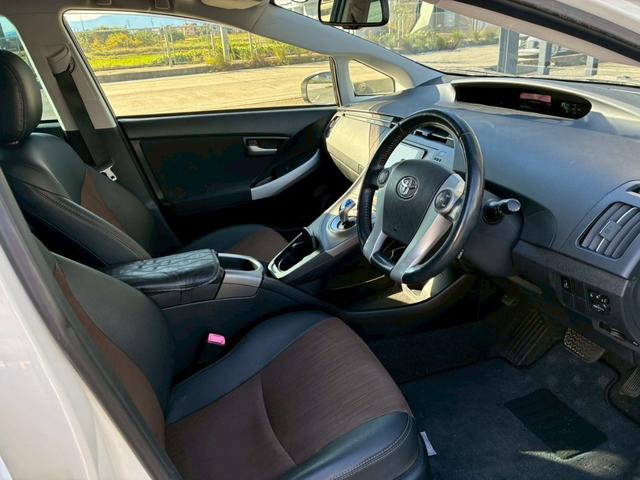 プリウス G ナビ バックモニター 茶黒シート 運転席電動シート ETC バイザー パワーウィンドウ 電動格納ドアミラー クルーズコントロール  スマートキー オートエアコン HIDヘッドライト Bluetooth(40枚目)