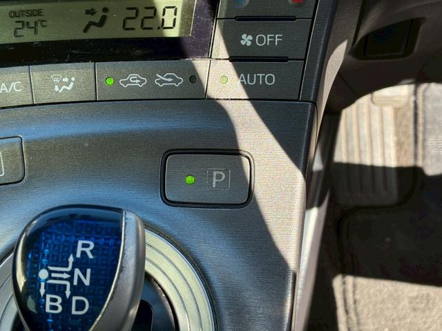 プリウス G ナビ バックモニター 茶黒シート 運転席電動シート ETC バイザー パワーウィンドウ 電動格納ドアミラー クルーズコントロール  スマートキー オートエアコン HIDヘッドライト Bluetooth(52枚目)