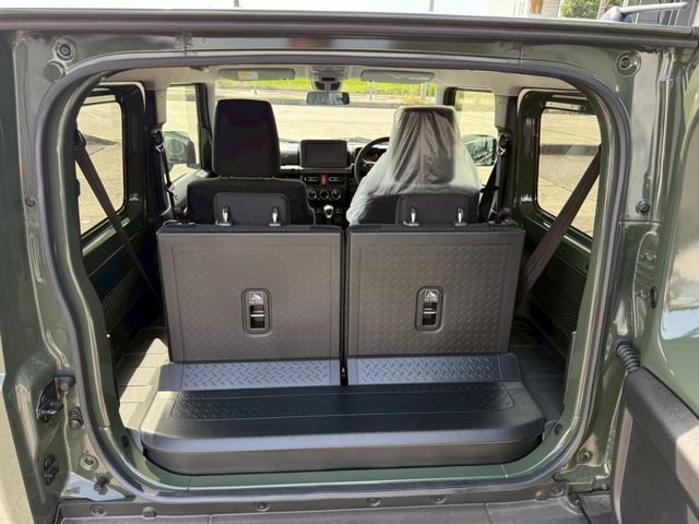 ジムニー XC 4WD オートマチック 純正16インチアルミホイール LEDヘッドライト フロントフォグランプ 運転席/助手席シートヒーター スマートキー プッシュボタンスタート 背面スペアタイヤ 電動格納ドアミラー(70枚目)