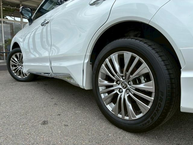 ハリアーハイブリッド Ｚ　純正ナビ　モデリスタエアロ（Ｆ．Ｓ．Ｒ）　ＪＢＬサウンドシステム　デジタルインナーミラー　パノラミックビューモニター　　ＨＵＤ　ハーフレザーシート　　パワーバックドア　ＢＳＭ　トヨタセーフティーセンス（35枚目）