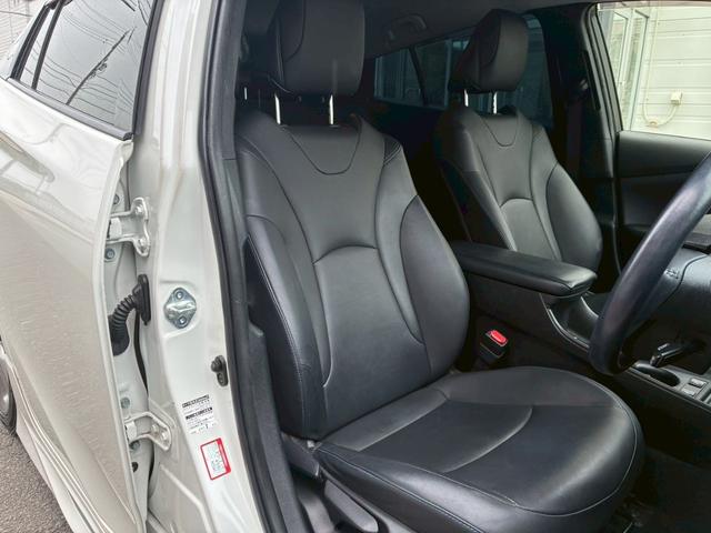 プリウス Ｓツーリングセレクション　７インチナビ　モデリスタエアロ（Ｆ．Ｓ．Ｒ）　シートヒーター　ベンチレーション　バックカメラ　純正１７インチＡＷ　ＬＥＤヘッドライト　　黒革シート　セーフティーセンス　スマートキー　Ｂｌｕｅｔｏｏｔｈ（58枚目）