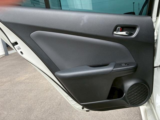 プリウス Ｓツーリングセレクション　７インチナビ　モデリスタエアロ（Ｆ．Ｓ．Ｒ）　シートヒーター　ベンチレーション　バックカメラ　純正１７インチＡＷ　ＬＥＤヘッドライト　　黒革シート　セーフティーセンス　スマートキー　Ｂｌｕｅｔｏｏｔｈ（66枚目）