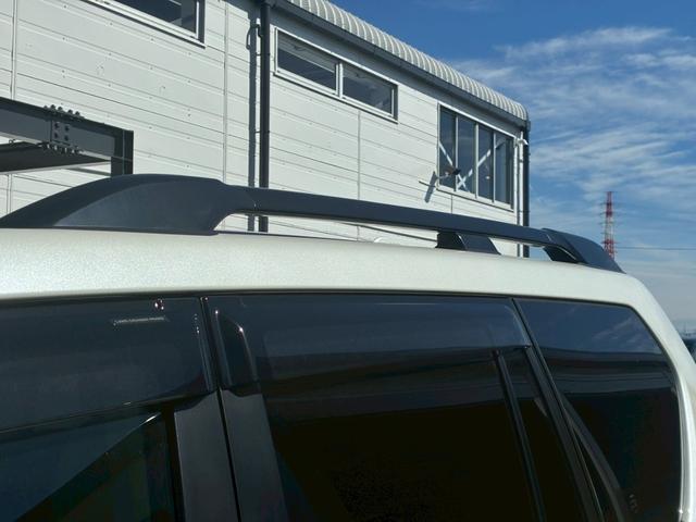 ランドクルーザープラド TX Lパッケージ マットブラックエディション サンルーフ ハーフレザーシート 純正19インチAW プリクラッシュセーフティ パノラミックビューモニター シートヒーター レーダークルーズコントロール  パワーバックドア レーンディパーチャーアラート(21枚目)