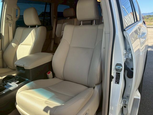 ランドクルーザープラド TX Lパッケージ マットブラックエディション サンルーフ ハーフレザーシート 純正19インチAW プリクラッシュセーフティ パノラミックビューモニター シートヒーター レーダークルーズコントロール  パワーバックドア レーンディパーチャーアラート(65枚目)