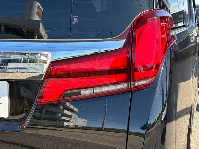 アルファード 3.5SC サンルーフ モデリスタエアロ(F.S.R) デジタルインナーミラー 純正フリップダウンモニター ディスプレイオーディオ 3眼LEDヘッドライト 18インチAW BSM シートヒーター ベンチレーション(32枚目)